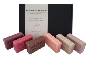 Savon de Marseille cadeau zeep set Casis, Vigne Rouge, Vanille, Fleur de coton, Unicorn, Rose 6x125 gr. Moederdag - Mama - Moedercadeau