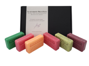 Savon de Marseille cadeau zeep set Fruit de la passion, Meloen, Menthe, Mojito, Vigne rouge, Casis 6x125 gr.